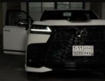 ⁦احجز الآن توصيل من مطار جدة إلى مكة والعكس _ جيب لكزس LX600 – Fsport -2025⁩ - الصورة ⁦9⁩